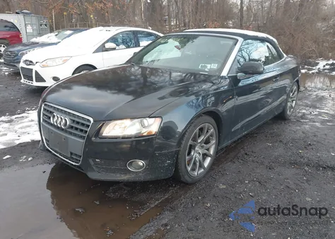 2011 Audi A5 2.0T Premium z USA, uszkodzony, nr VIN WAUCFAFH6BN011733
